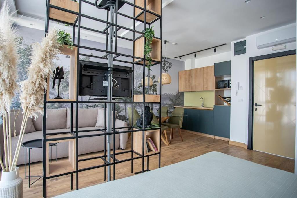 Apartment Jungle Белград Экстерьер фото